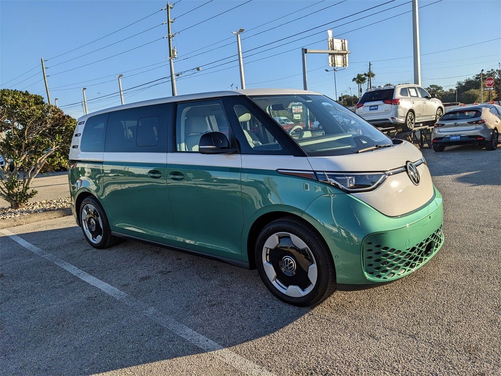 2025 Volkswagen ID. Buzz Pro S Plus