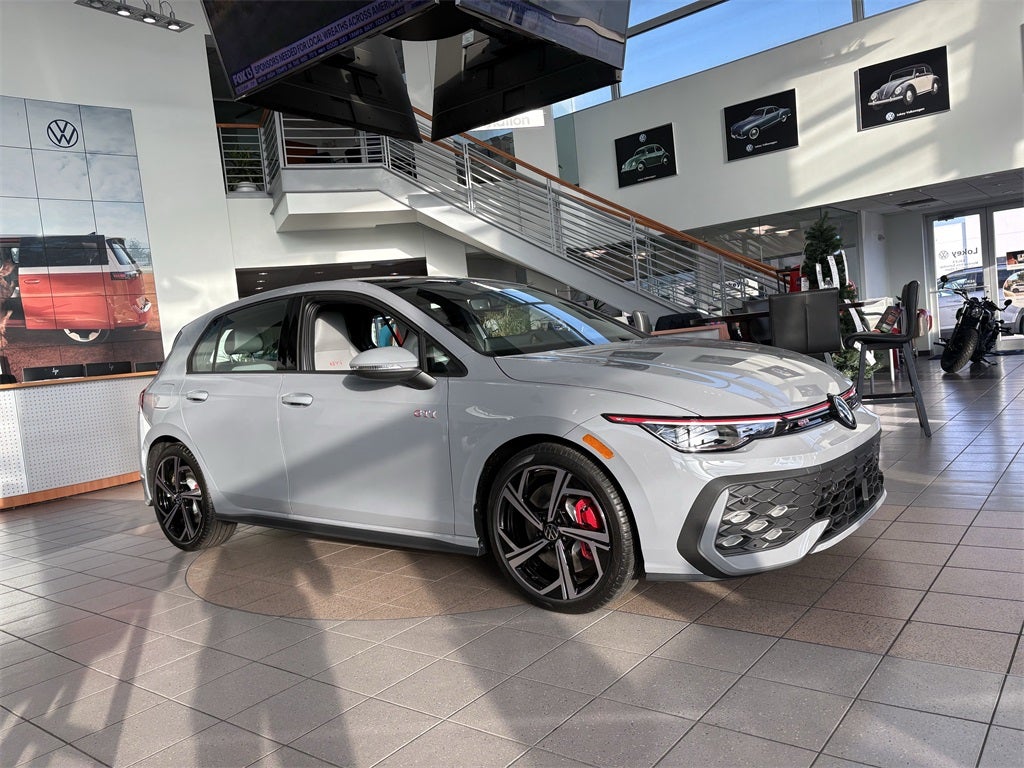 2026 Volkswagen Golf GTI 2.0T SE