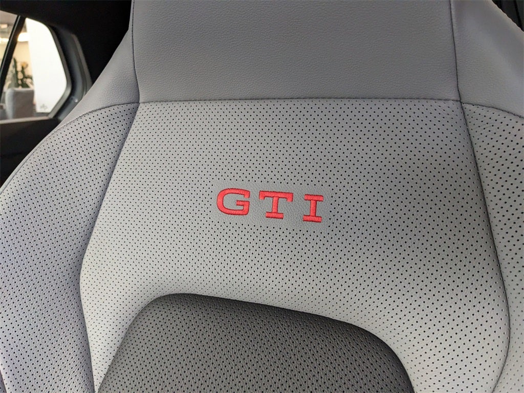 2026 Volkswagen Golf GTI 2.0T SE