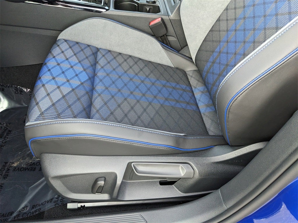 2026 Volkswagen Golf R 2.0T