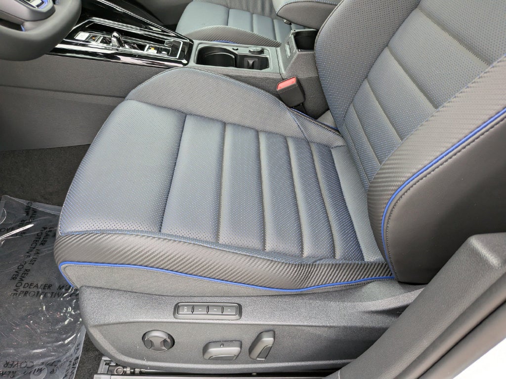 2026 Volkswagen Golf R Base