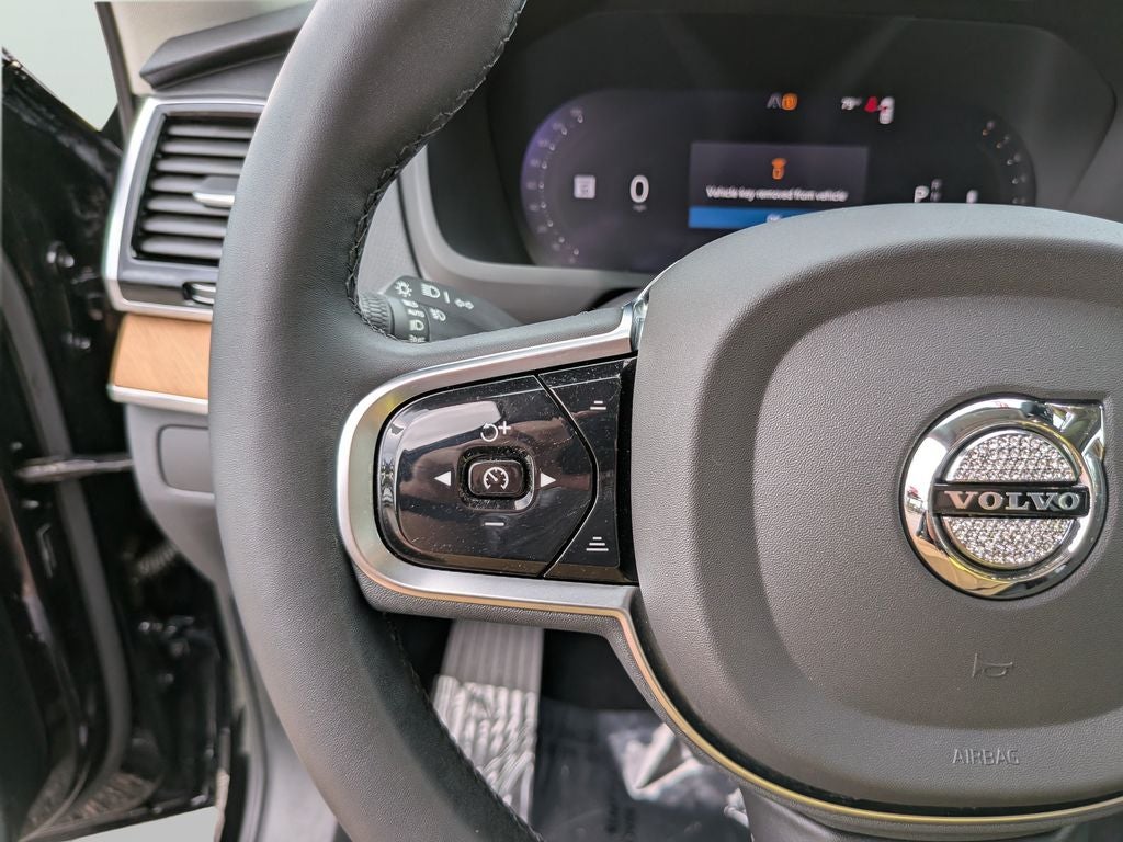 2023 Volvo XC90 B6 Plus 7-Seater