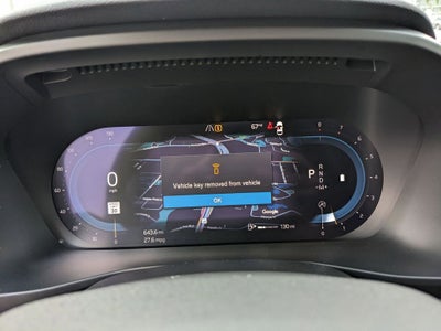 2023 Volvo XC40 B5 Plus Bright Theme