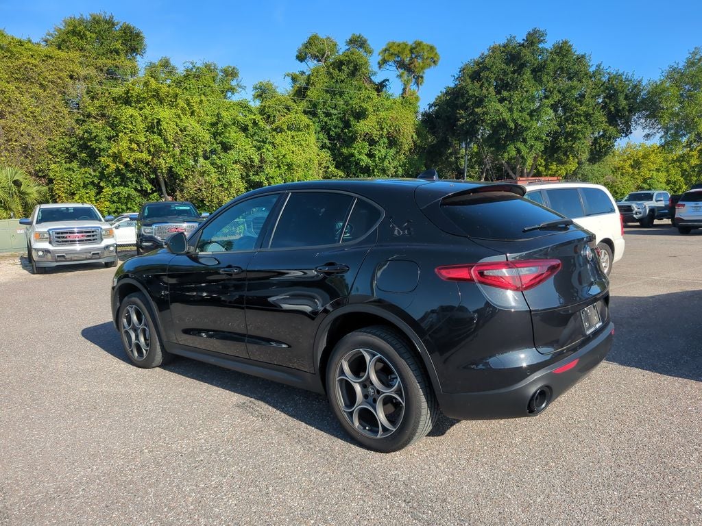 2023 Alfa Romeo Stelvio Sprint