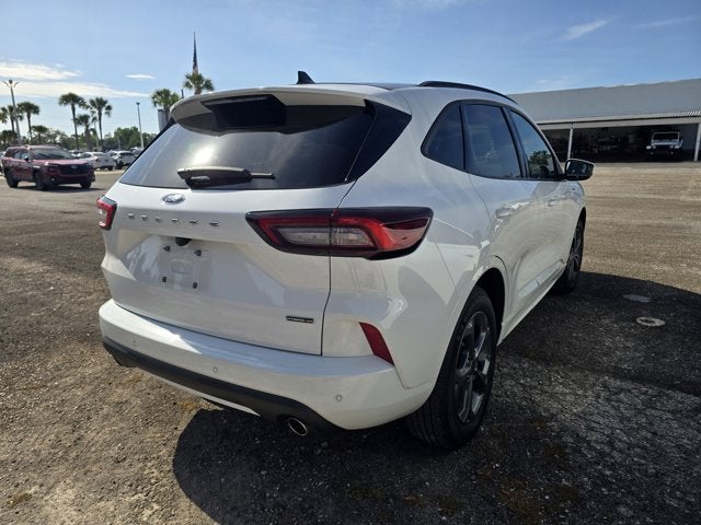 2023 Ford Escape ST-Line Select