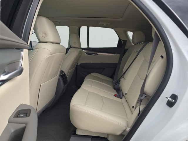 2022 Cadillac XT5 FWD Premium Luxury