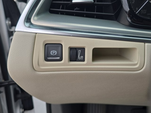 2022 Cadillac XT5 FWD Premium Luxury