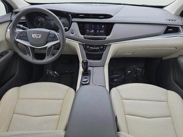 2022 Cadillac XT5 FWD Premium Luxury