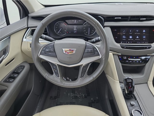 2022 Cadillac XT5 FWD Premium Luxury