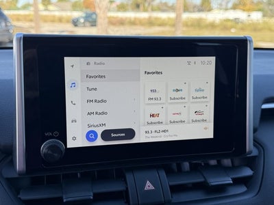 2025 Toyota RAV4 XLE