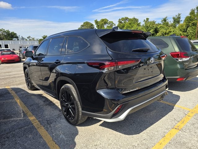 2024 Toyota Highlander LE