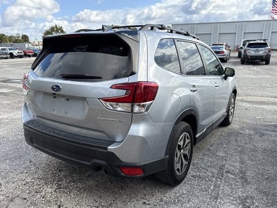 2024 Subaru Forester Premium