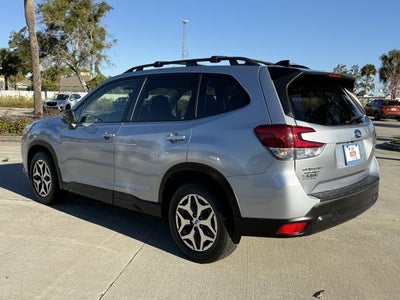 2024 Subaru Forester Premium