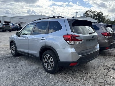 2024 Subaru Forester Premium
