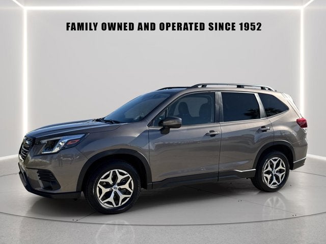 2023 Subaru Forester Premium