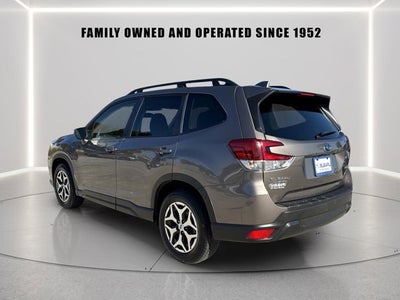 2023 Subaru Forester Premium