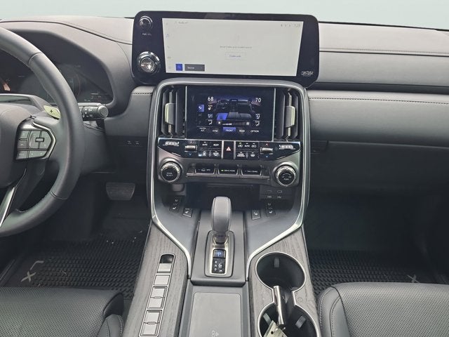 2025 Lexus LX LX 700h Overtrail