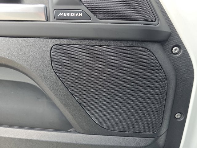 2025 Land Rover Defender S