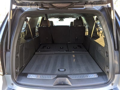 2025 Chevrolet Suburban RST