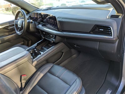 2025 Chevrolet Suburban RST