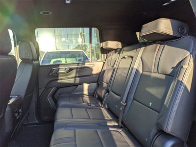 2025 Chevrolet Suburban RST