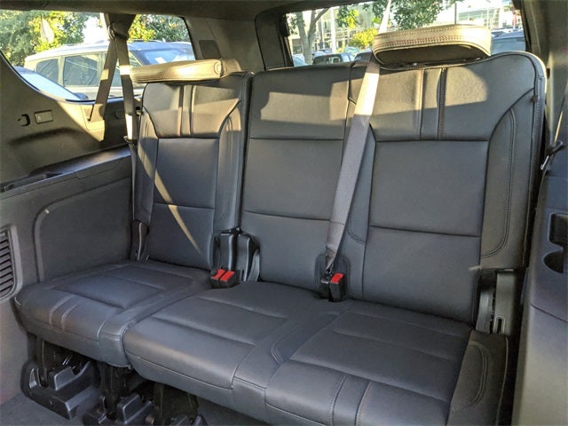 2025 Chevrolet Suburban RST