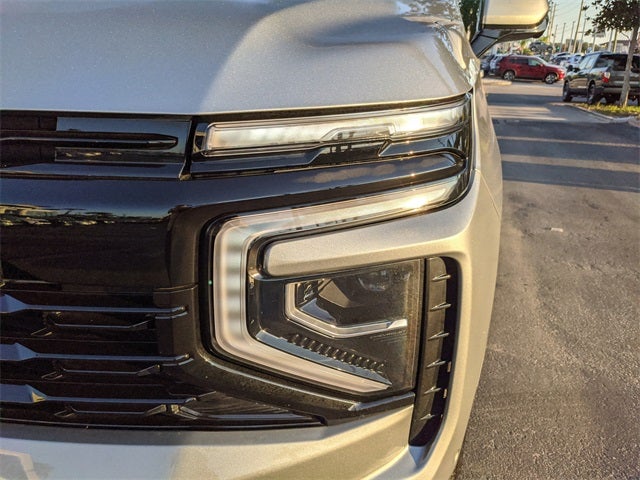 2025 Chevrolet Suburban RST