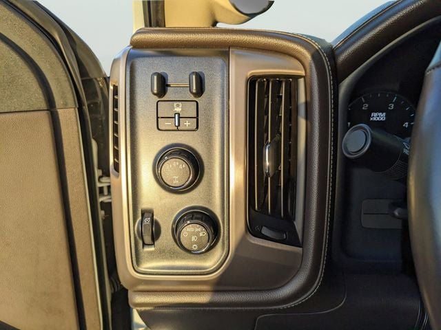 2017 GMC Sierra 2500HD Denali