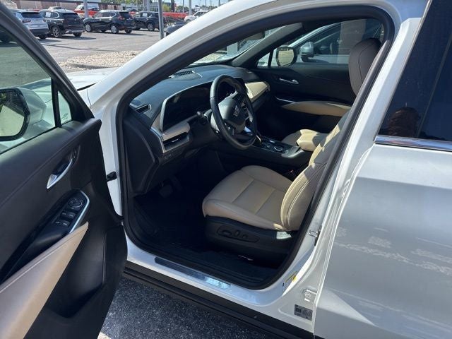2024 Cadillac XT4 Luxury