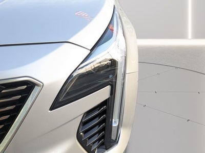 2019 Cadillac XT4 Premium Luxury