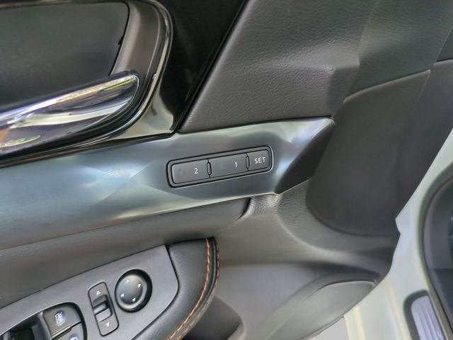 2023 Nissan Maxima SR