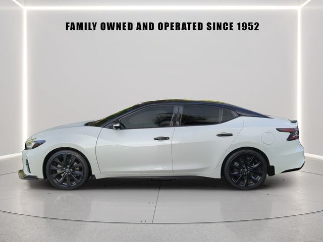 2023 Nissan Maxima SR