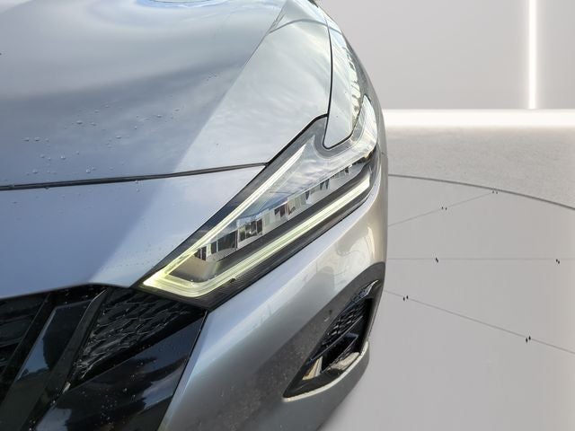 2023 Nissan Maxima SR