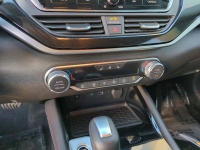 2023 Nissan Altima 2.0 SR