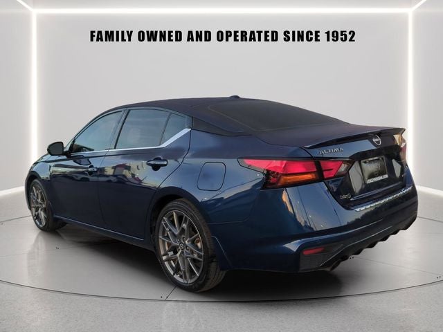 2023 Nissan Altima 2.0 SR