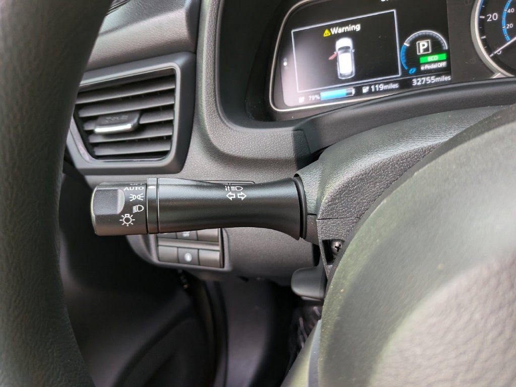 2023 Nissan LEAF S