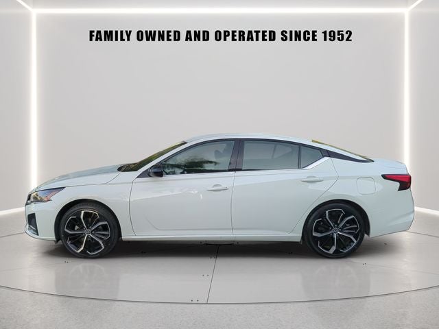 2025 Nissan Altima 2.5 SR