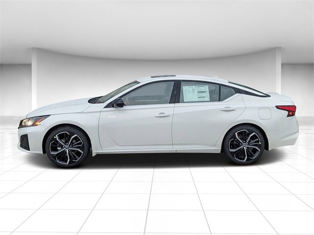 2025 Nissan Altima 2.5 SR