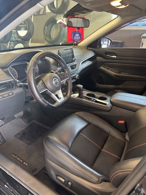 2022 Nissan Altima 2.5 SR