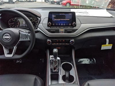 2025 Nissan Altima 2.5 SR