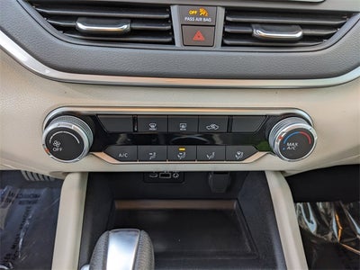 2022 Nissan Altima 2.5 SV