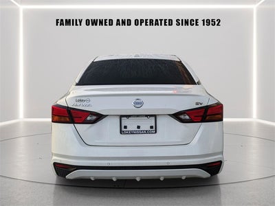 2022 Nissan Altima 2.5 SV