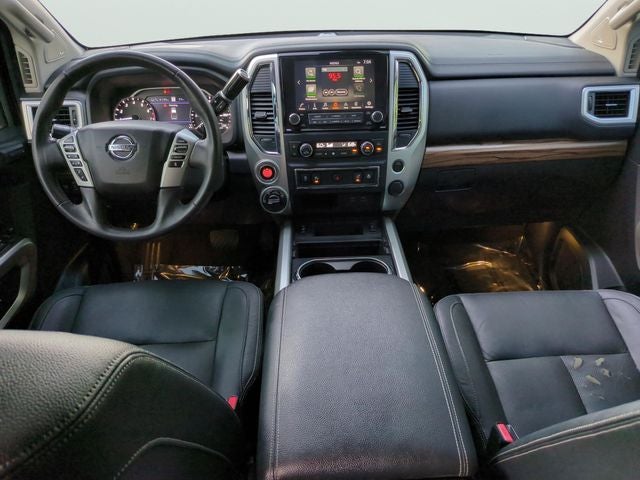 2020 Nissan Titan SL