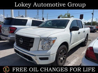 2023 Nissan Titan SV