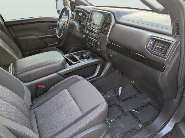 2024 Nissan Titan SV
