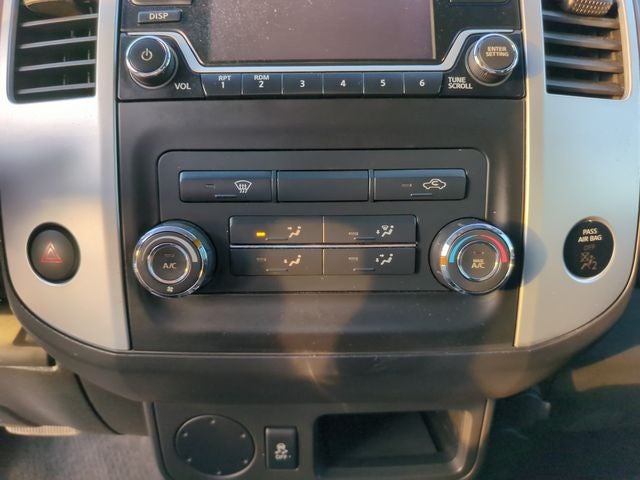 2015 Nissan Frontier SV