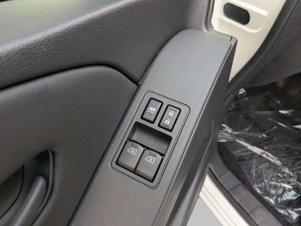 2027 Nissan Frontier S