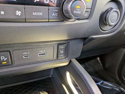 2025 Nissan Frontier SV
