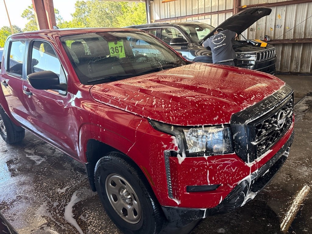 2022 Nissan Frontier S