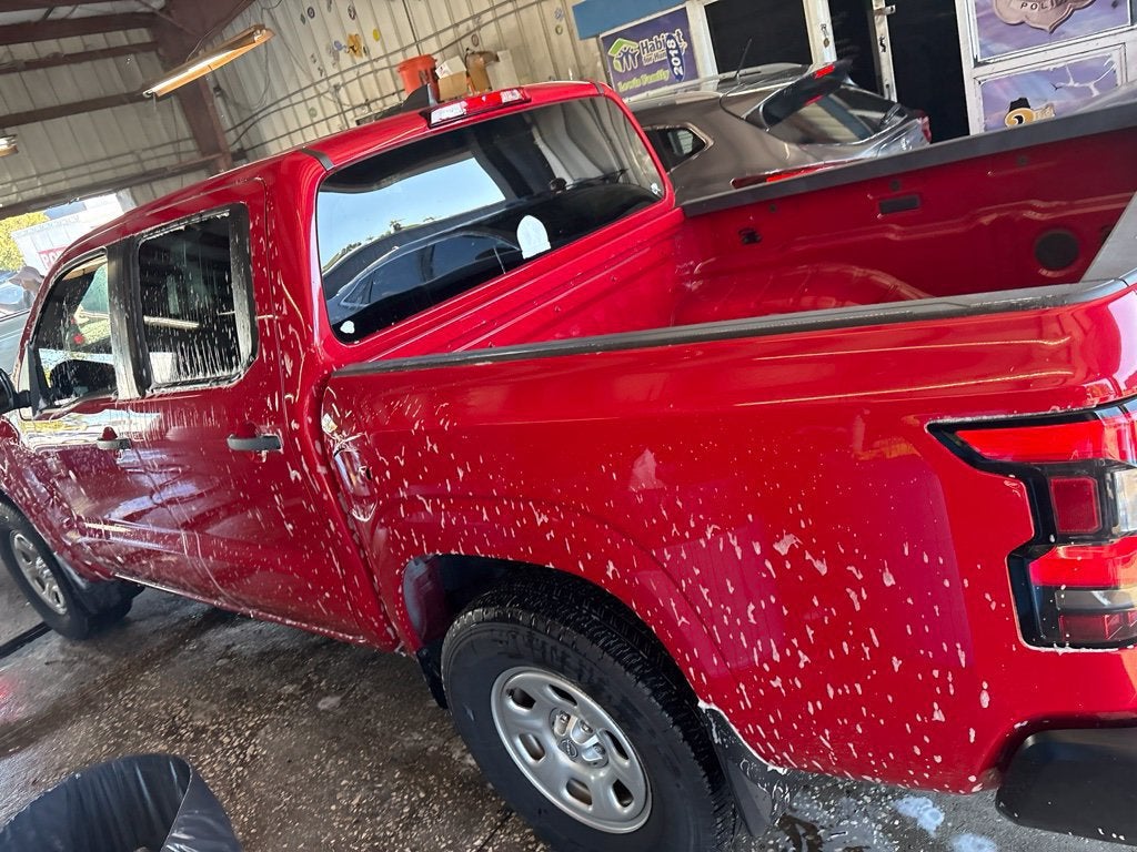 2022 Nissan Frontier S